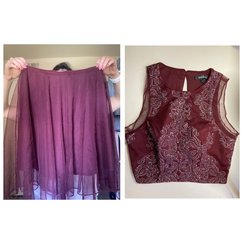 Juniors 2 Piece Burgundy Dress Size 1